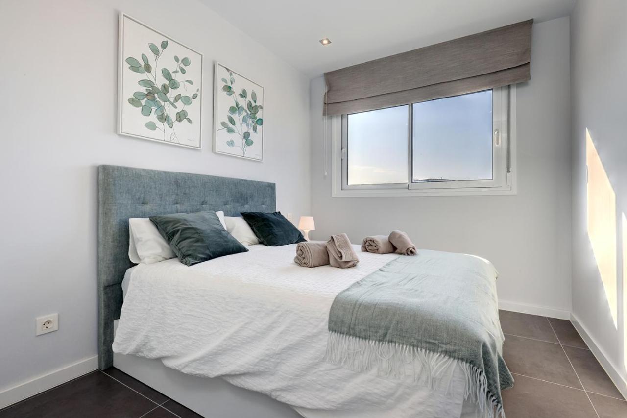 Brand New Apartment With Pool And Sea View In Μαρμπέλλα Εξωτερικό φωτογραφία