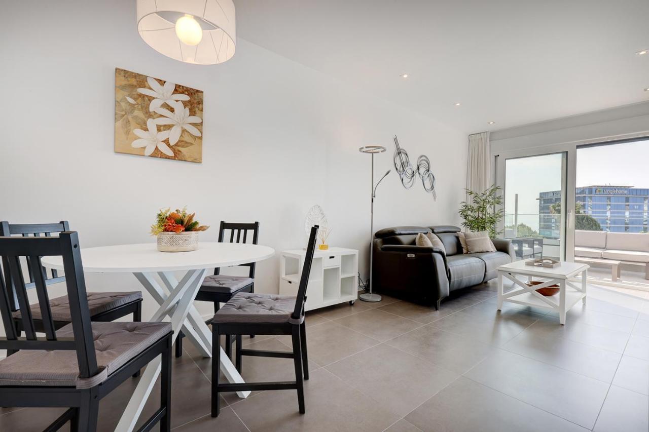 Brand New Apartment With Pool And Sea View In Μαρμπέλλα Εξωτερικό φωτογραφία