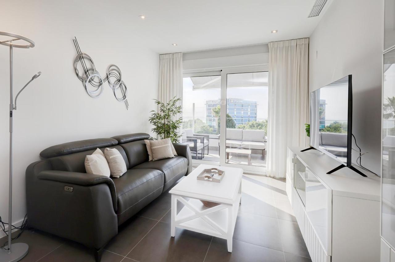Brand New Apartment With Pool And Sea View In Μαρμπέλλα Εξωτερικό φωτογραφία